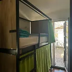 Cocollona Hostal *