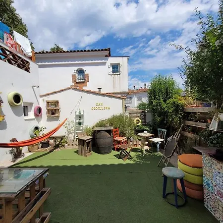 Hostel Cocollona *
