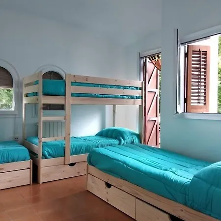 Hostel Cocollona *