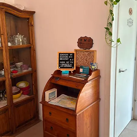 Cocollona Hostal Gerona
