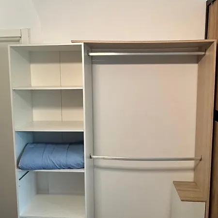 Hostel Cocollona Χιρόνα