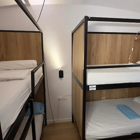 Hostel Cocollona