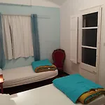 Hostel Cocollona *