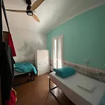 Cocollona Hostel *